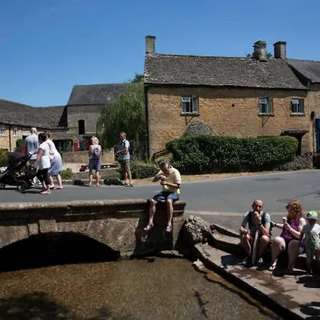 Couette-café La Défense 4*
